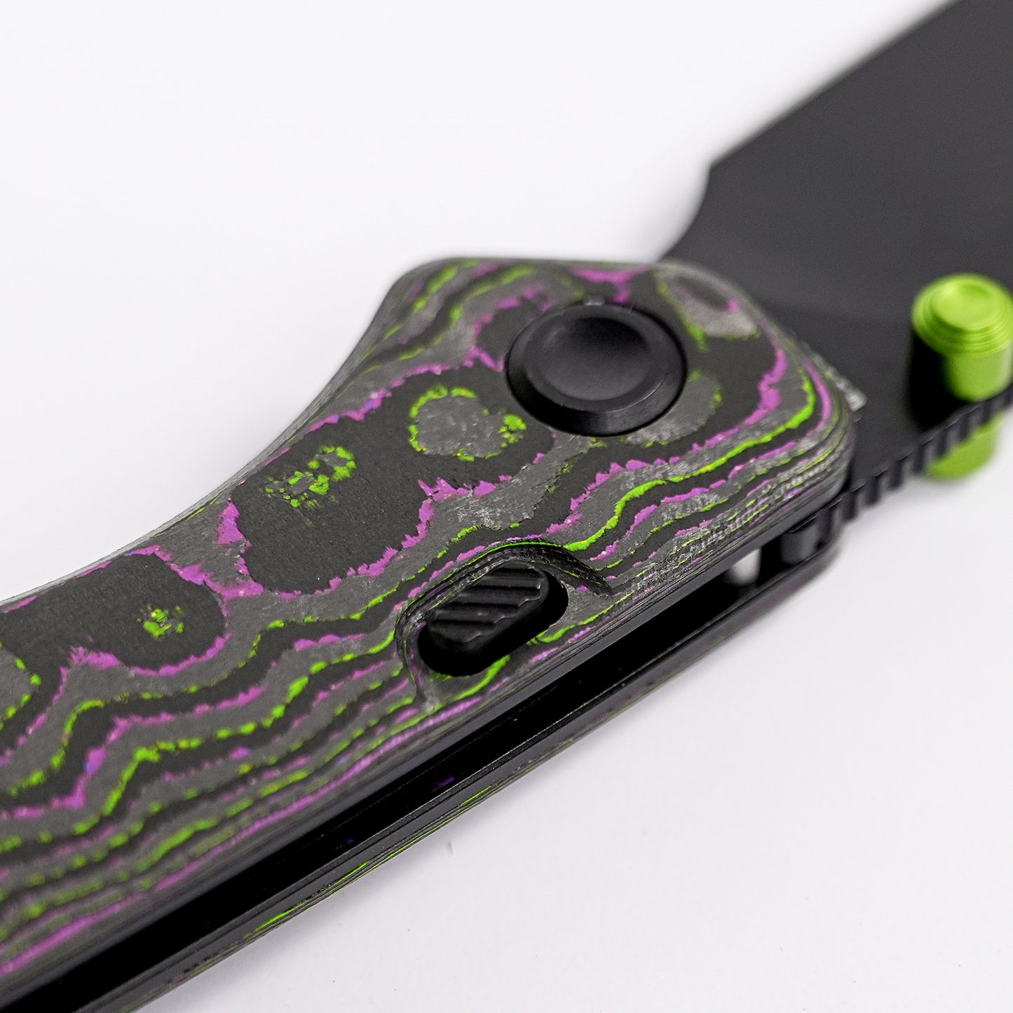 Vosteed Marten 330 - World Breaker Camo Carbon and M390 Black Coated Blade - Every Day Gear Exclusive - VOSA1621