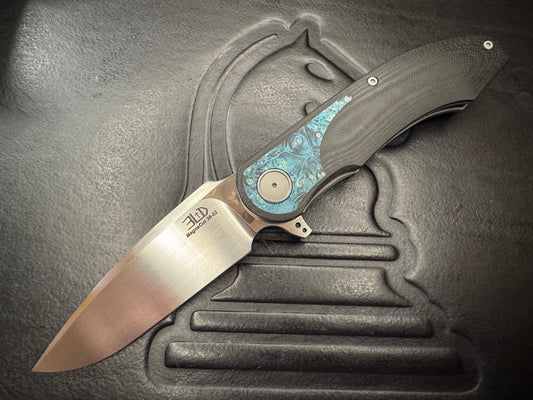 3LD Model G8 RWL 34 Harpoon Blade with Stabilized Blue Wood Burl and Black G10 (Riaan Manser)