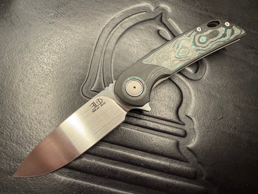 3LD Model W5 Midi RWL 34 Blade with Brittany Blue CamoCarbon and Black G10 (Riaan Manser)