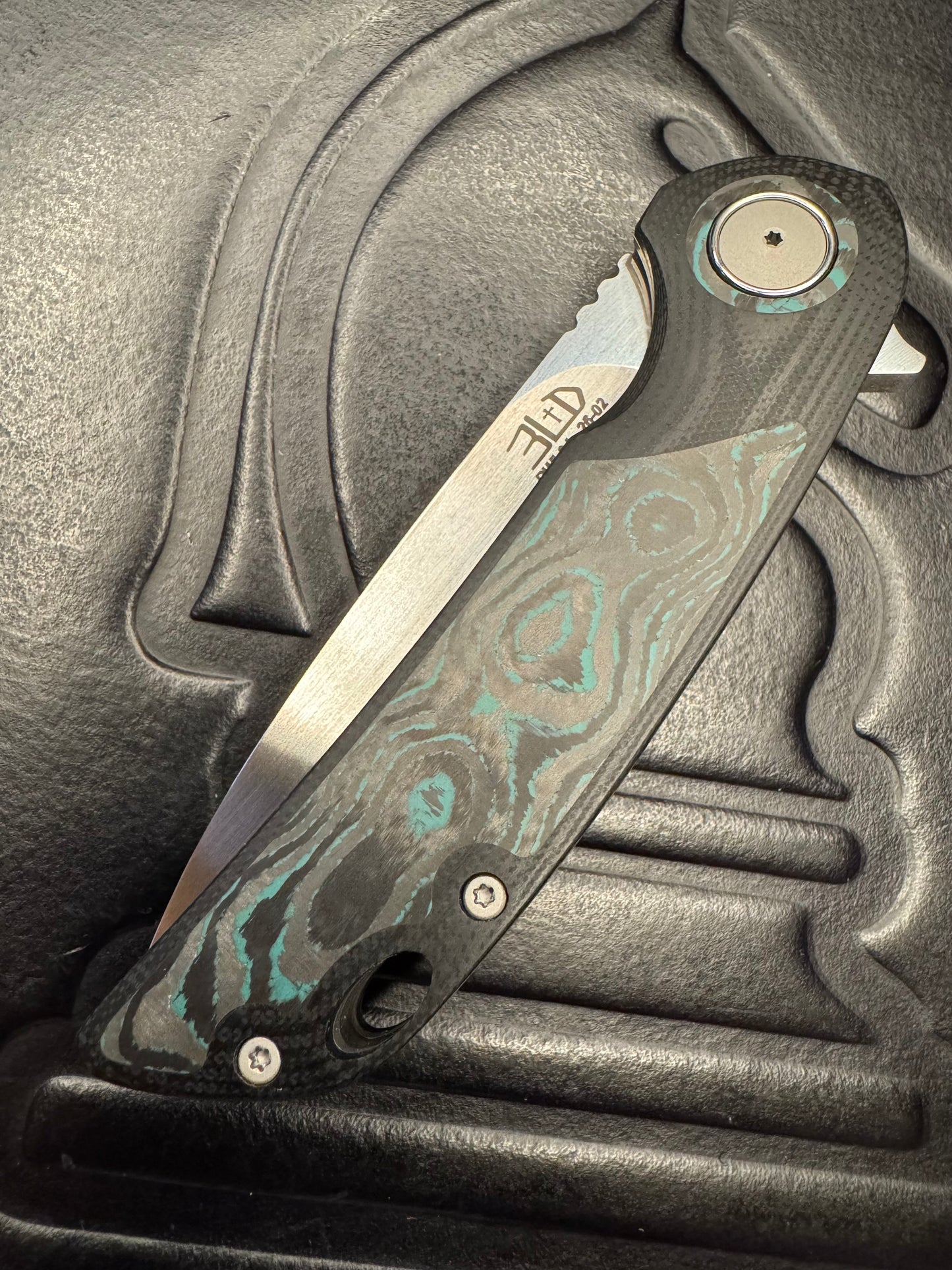 3LD Model W5 Midi RWL 34 Blade with Brittany Blue CamoCarbon and Black G10 (Riaan Manser)