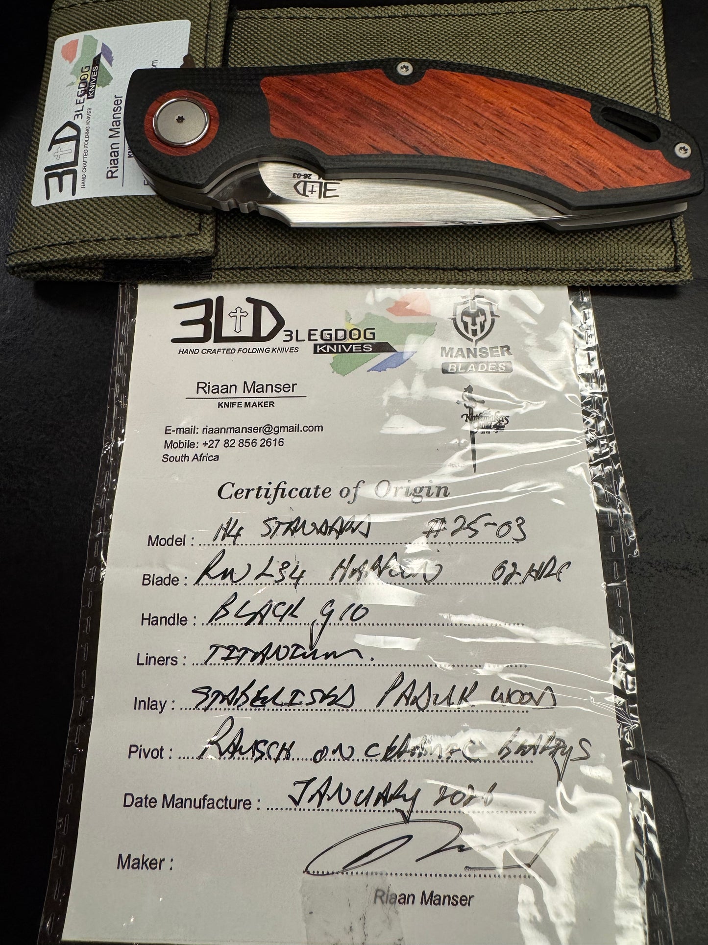 3LD Model H4 Standard RWL 34 Blade with Padauk Wood inlay and Black G10 (Riaan Manser)
