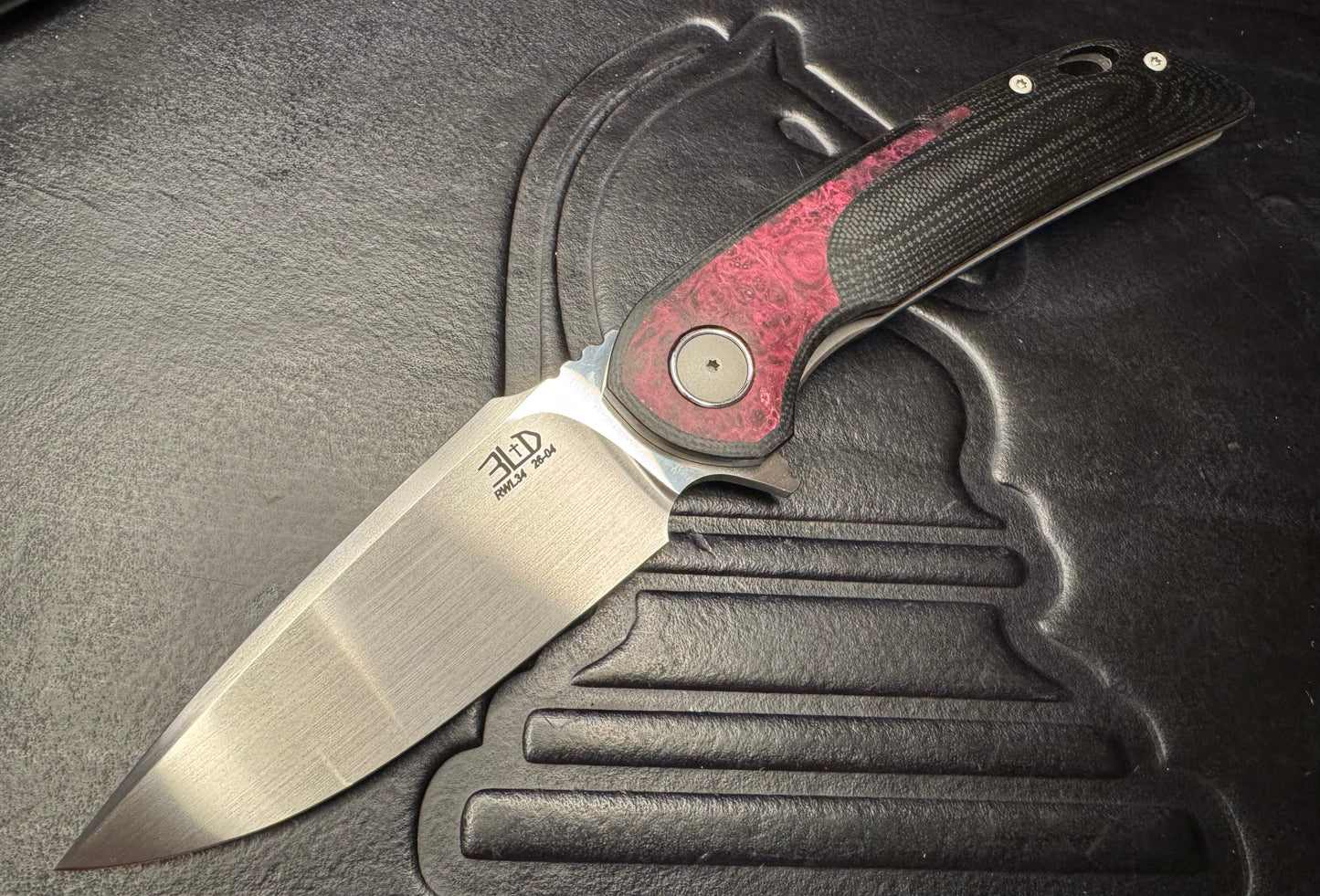 3LD Model W5 Standard RWL 34 Harpoon Blade with Stabilized Red Wood Burl and Black G10 (Riaan Manser)