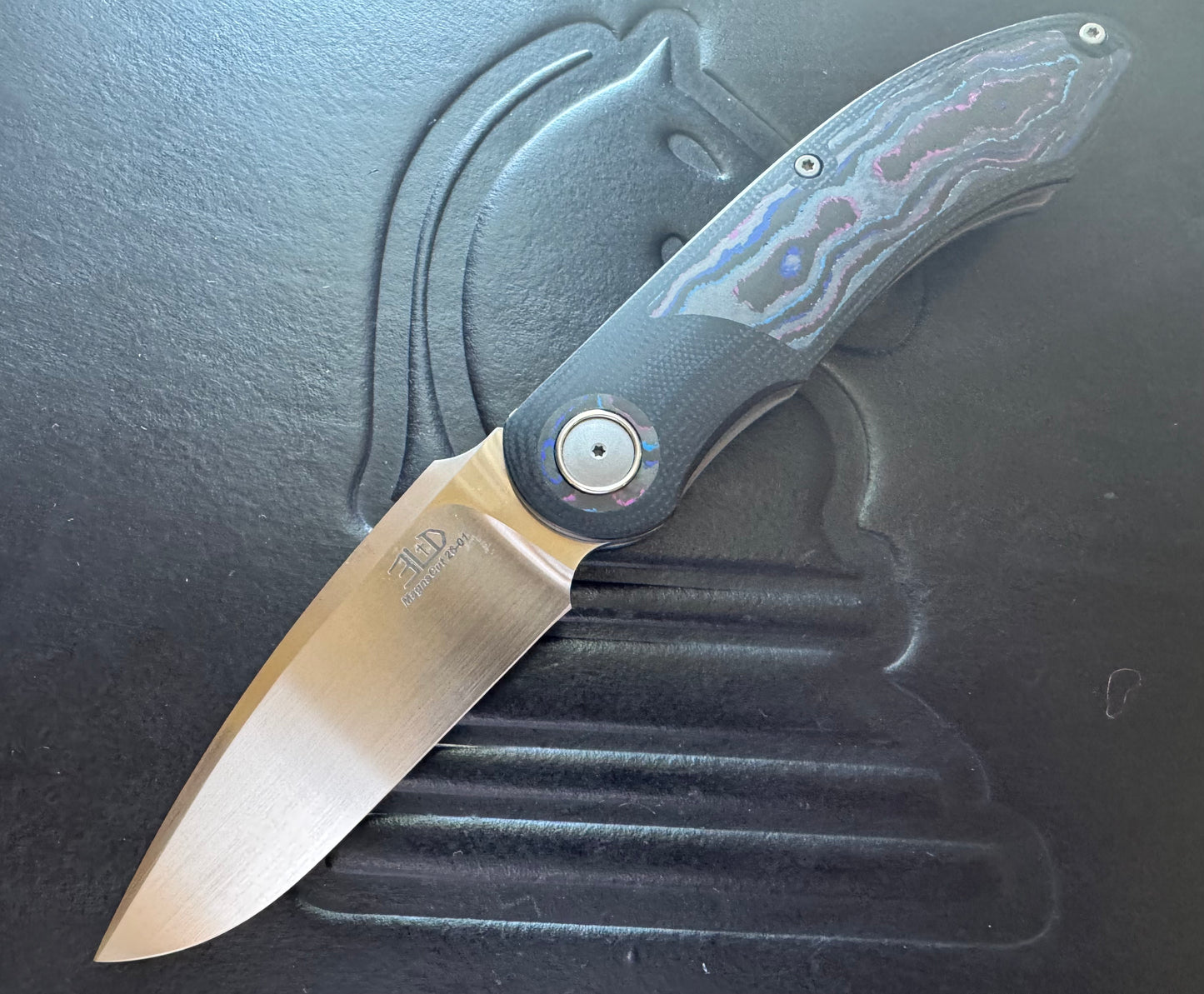 3LD Model G8 Front Flipper RWL 34 Blade with Damtanium CamoCarbon and Black G10 (Riaan Manser)