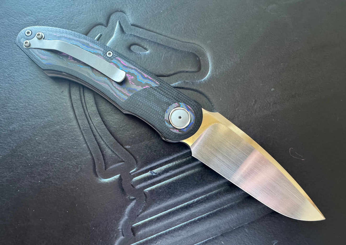 3LD Model G8 Front Flipper RWL 34 Blade with Damtanium CamoCarbon and Black G10 (Riaan Manser)