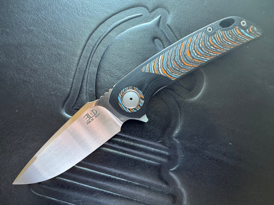 3LD Model W5 Midi RWL 34 Blade with Gulf Crosscut CamoCarbon and Black G10 (Riaan Manser)