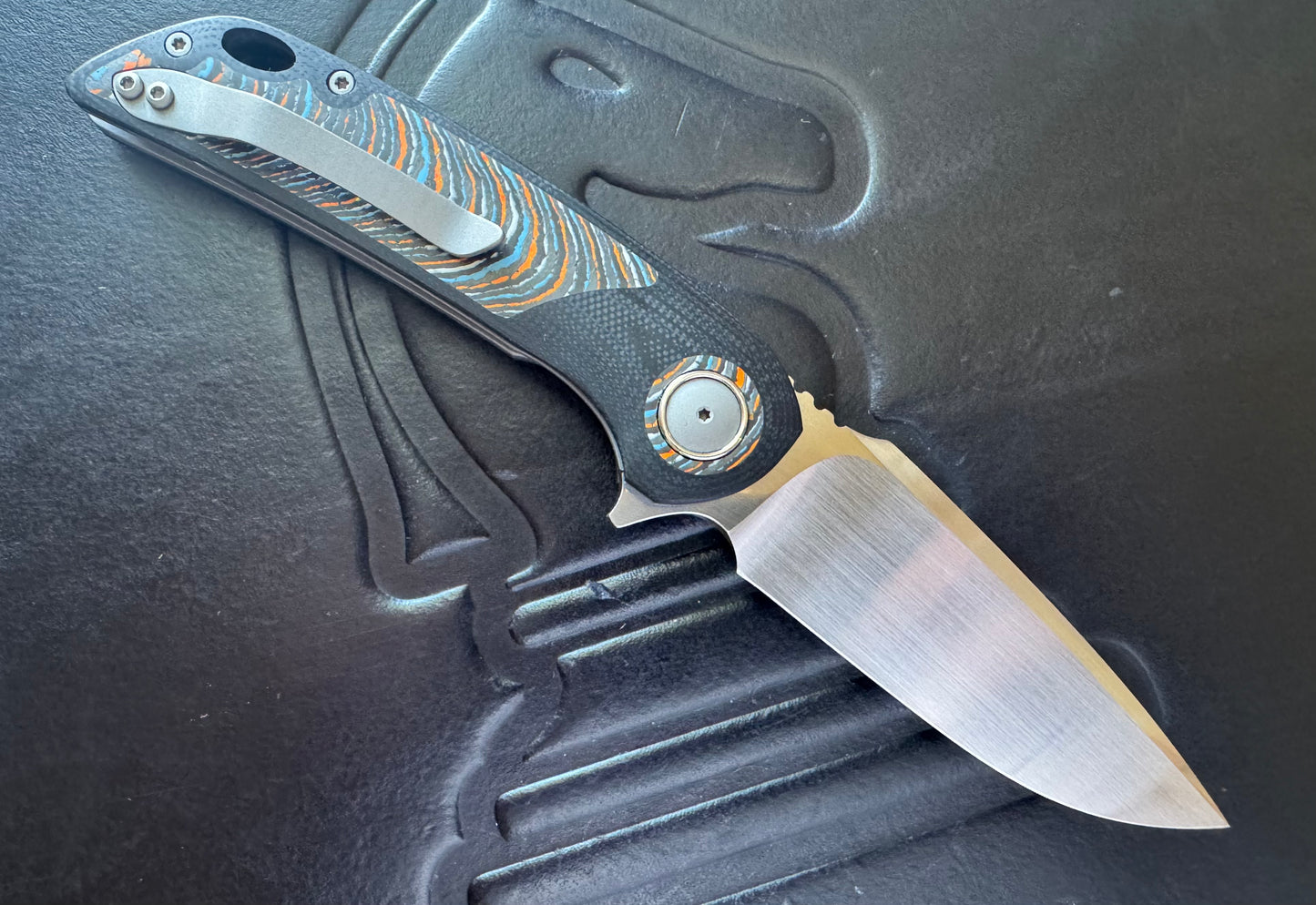 3LD Model W5 Midi RWL 34 Blade with Gulf Crosscut CamoCarbon and Black G10 (Riaan Manser)