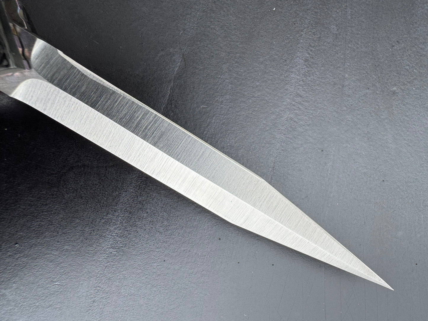 Pre-owned Brandon Vallotten Custom Folder with Magnacut Blade