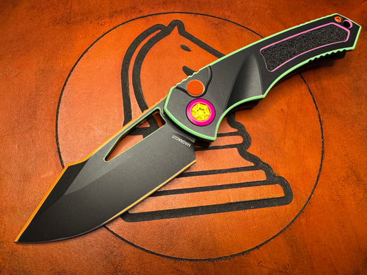 Pre-owned Heretic Manual Pariah 80's Neon Cel Shade