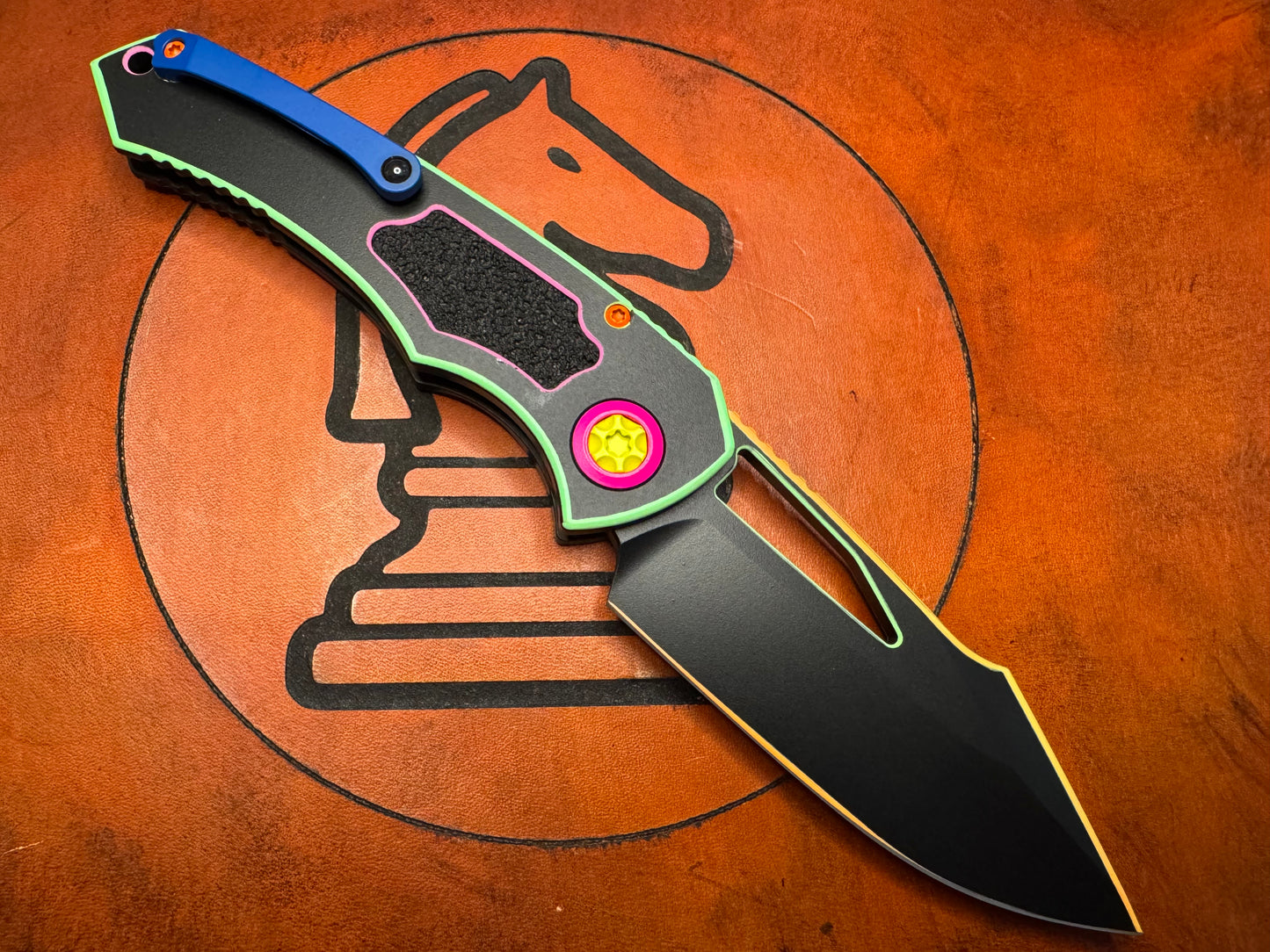Pre-owned Heretic Manual Pariah 80's Neon Cel Shade