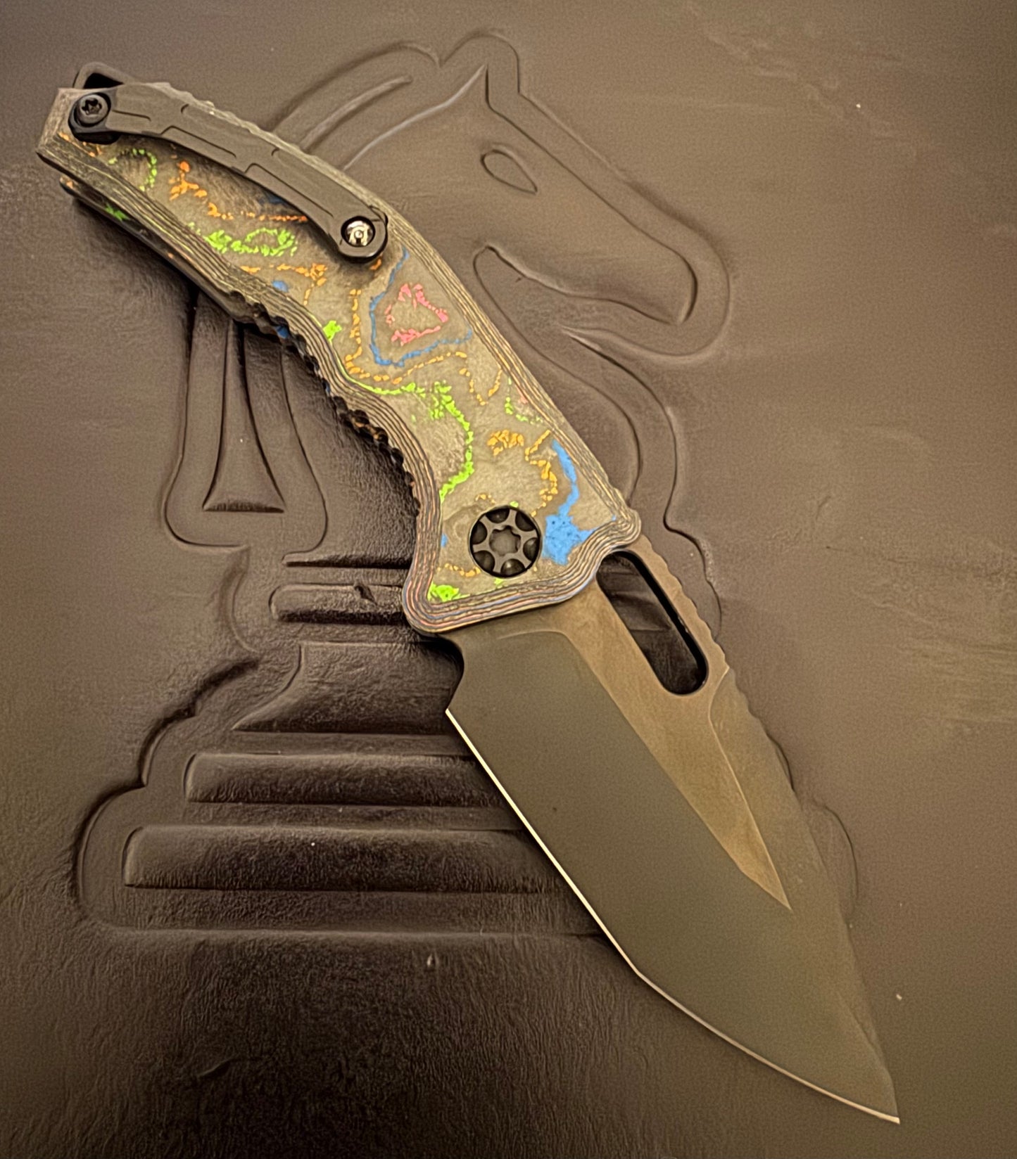 Pre-owned Heretic Medusa Auto 80s CamoCarbon with Tanto Magnacut Blade (BROP Exclusive)