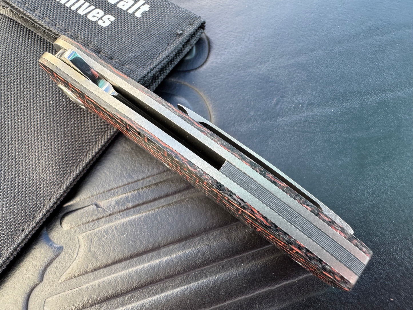 Johan Van Der Walt Model JB1 RWL 34 Blade with Burlap Micarta Handle