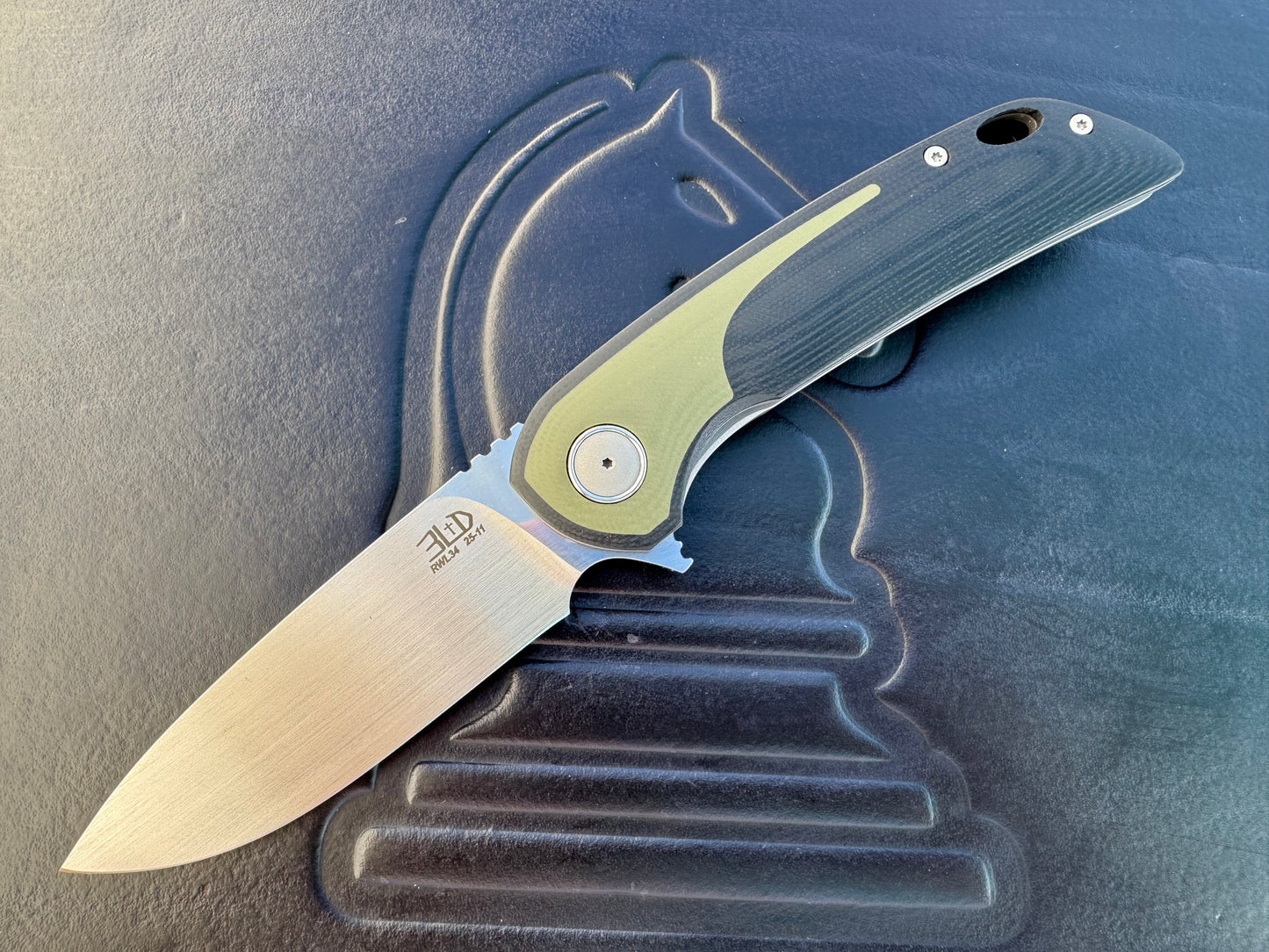 3LD Model W5 Standard RWL 34 Blade with Green G10 Inlay (Riaan Manser)