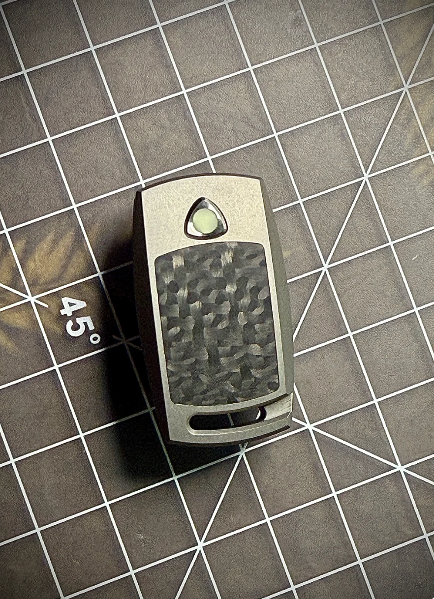 D Rocket Design IMP Scissor Folder Titanium plus Carbon Fiber